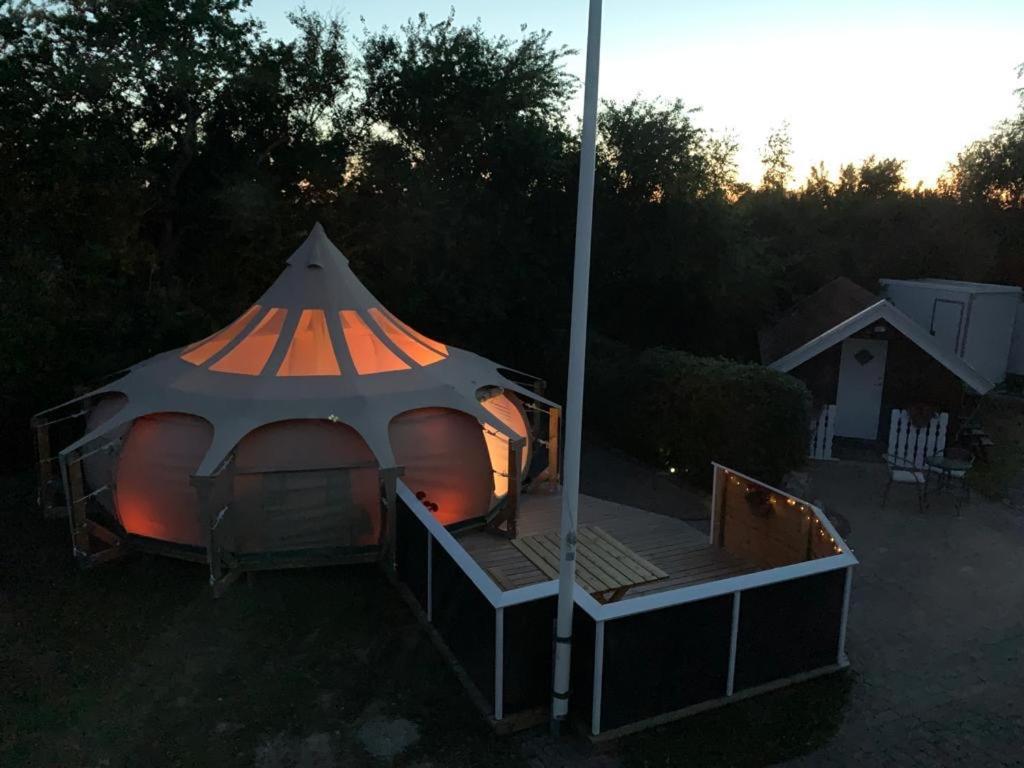 Romantic Luxus Glamping 1 Idestrup Exterior foto